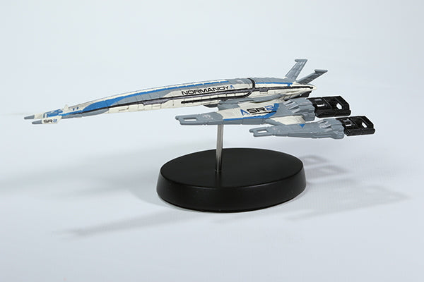 Mass Effect: Normandy SR2 (Remastered Version) Ship Replica