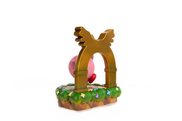 Kirby and The Goal Door PVC Statue (Standard Edition)