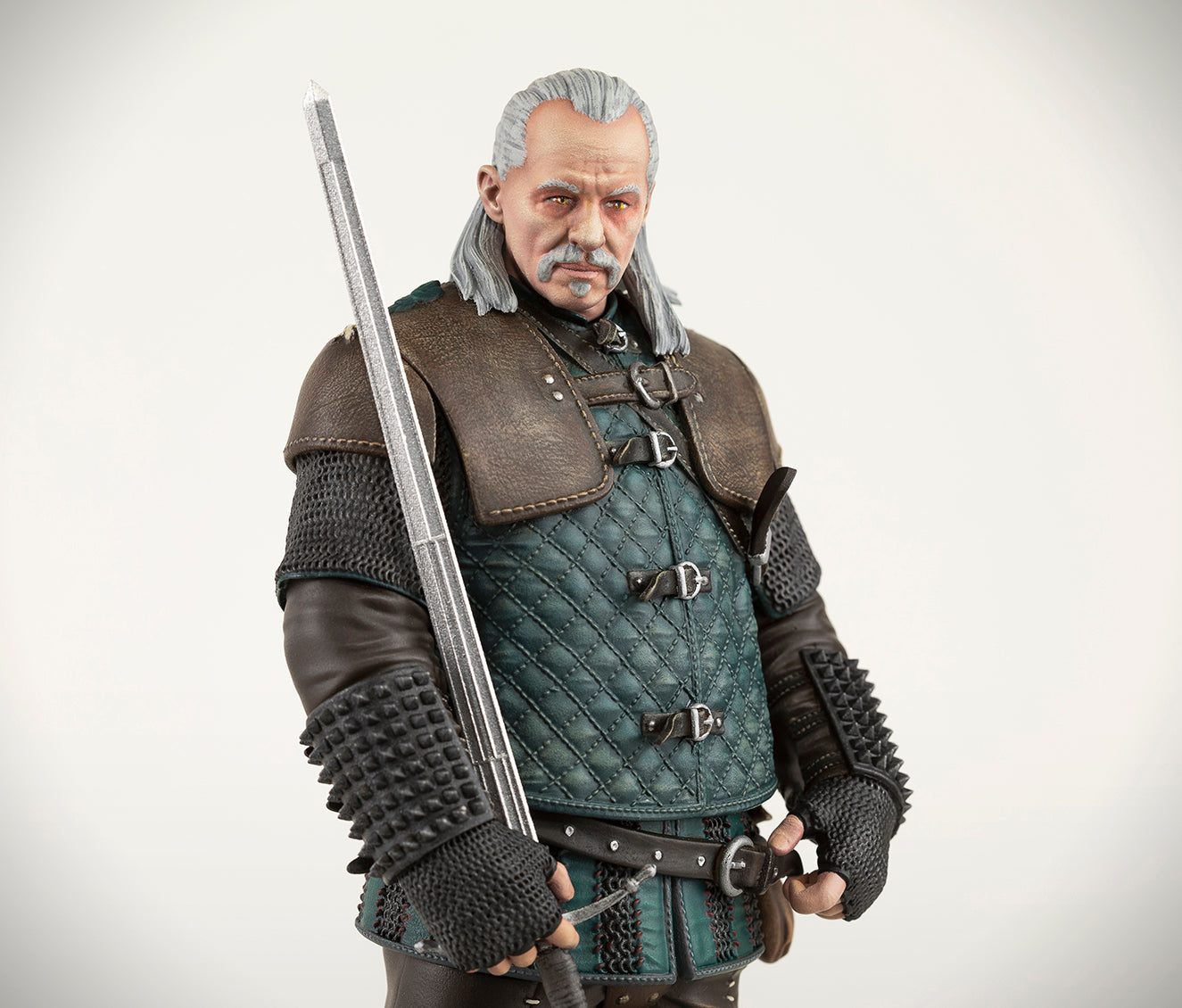 The Witcher 3: Wild Hunt Vesemir Figure