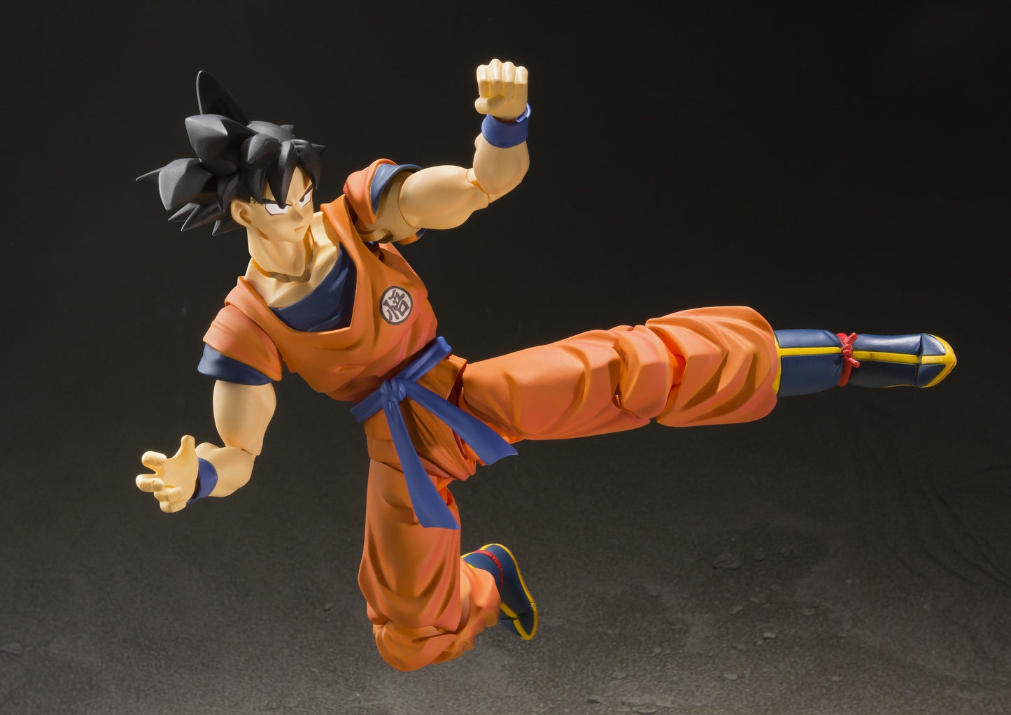 Son Goku -A Saiyan Raised On Earth- Dragon Ball Z